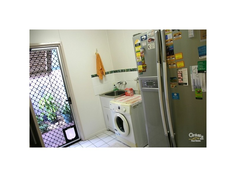 27 Stickley Street, West Rockhampton QLD 4700