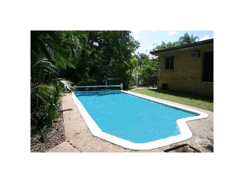 27 Stickley Street, West Rockhampton QLD 4700