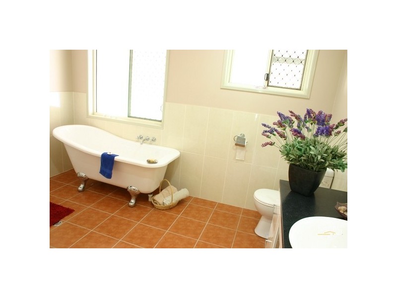 100 Seiferts Road, Bondoola QLD 4703