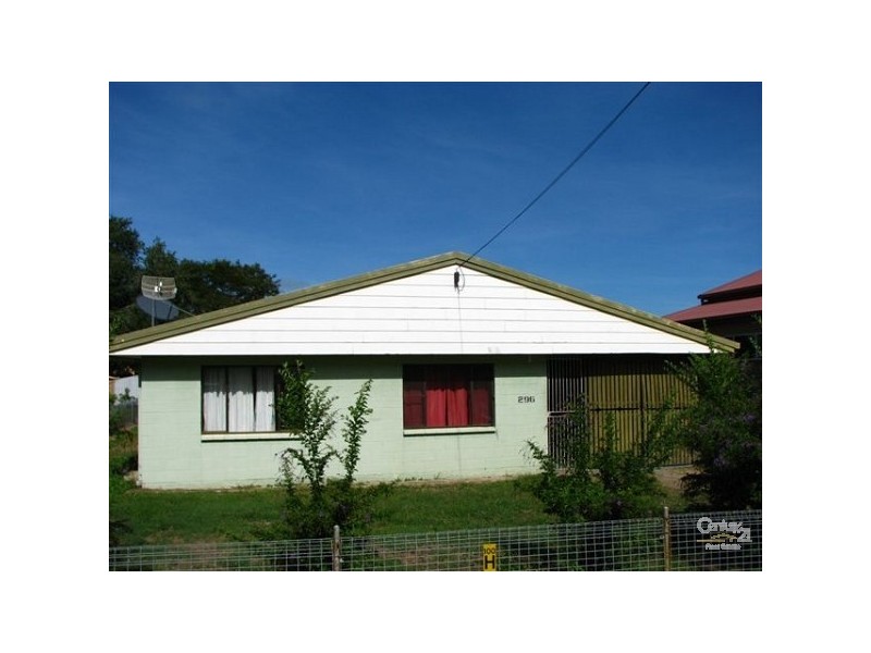 296 Kent Street, Depot Hill QLD 4700
