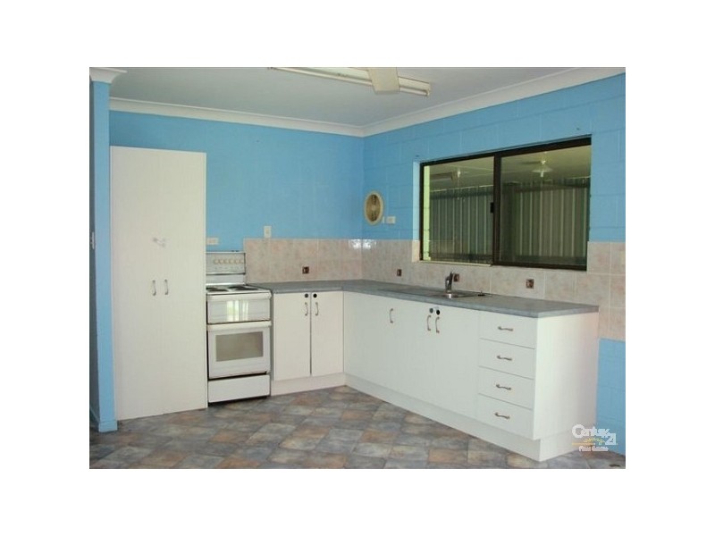 296 Kent Street, Depot Hill QLD 4700