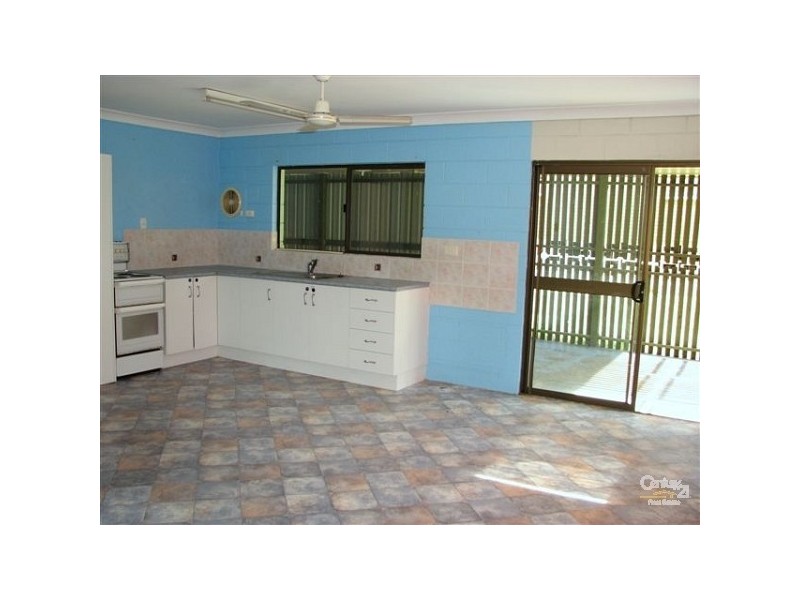 296 Kent Street, Depot Hill QLD 4700