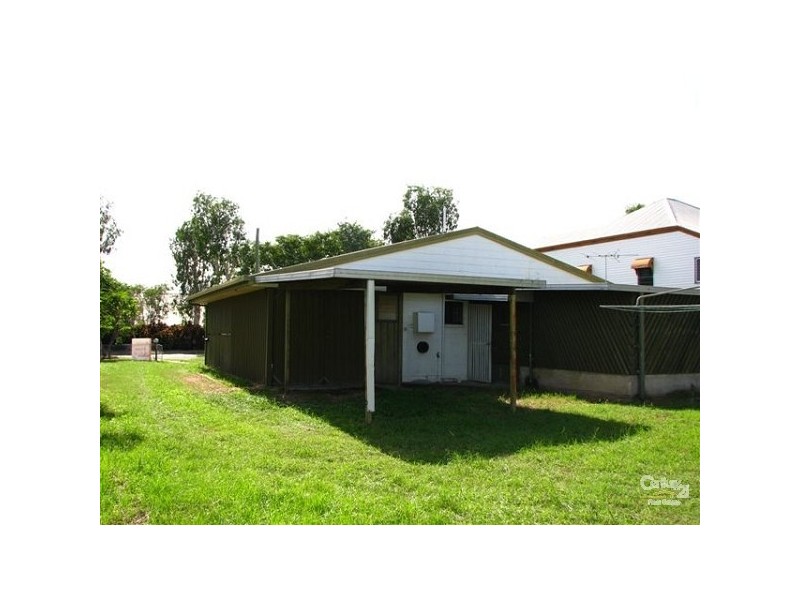 296 Kent Street, Depot Hill QLD 4700