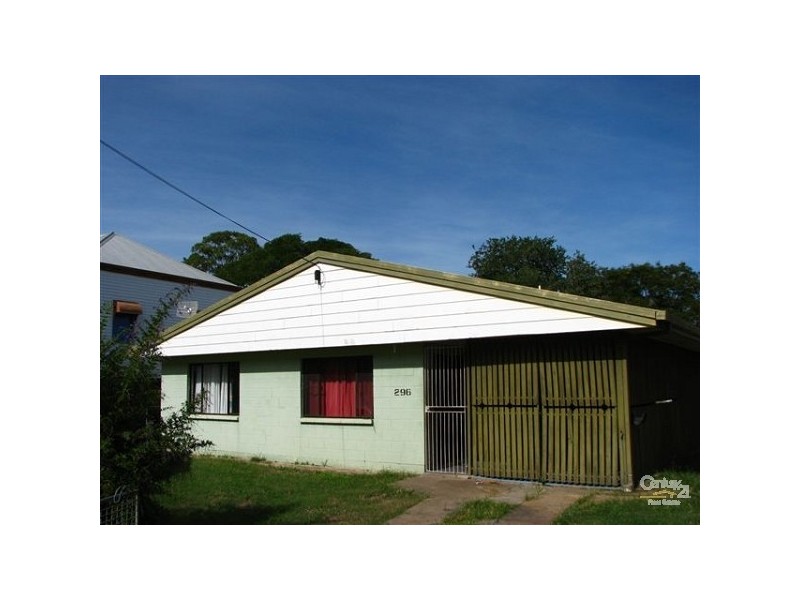296 Kent Street, Depot Hill QLD 4700