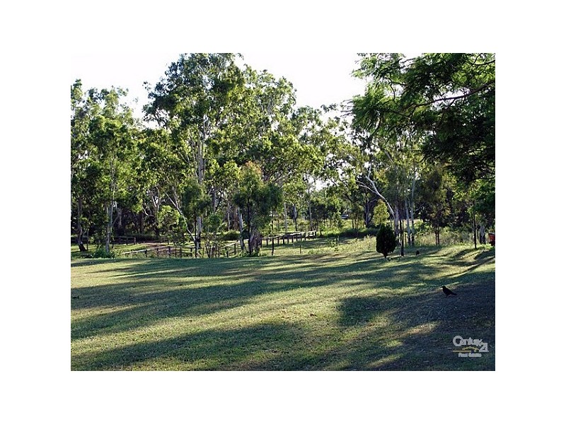 16 Vincent Road, Parkhurst QLD 4702