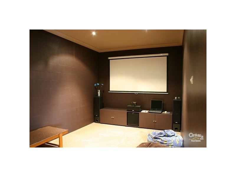 1 Greenwood Close, Frenchville QLD 4701