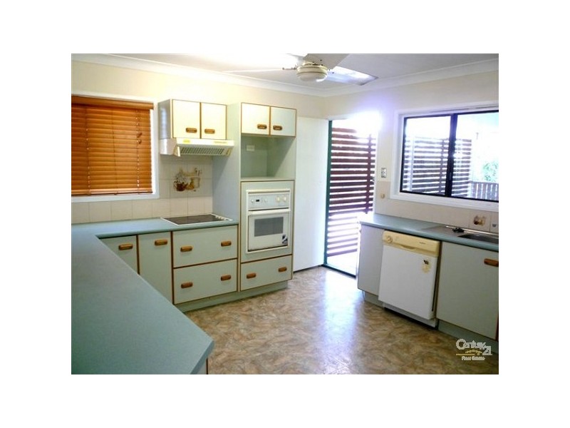 15 Skyring Street, Wandal QLD 4700