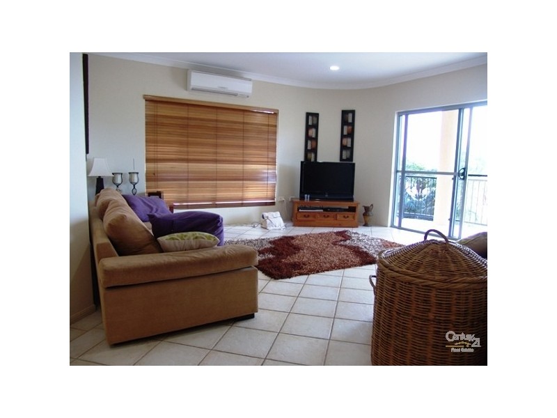 Rosslyn QLD 4703