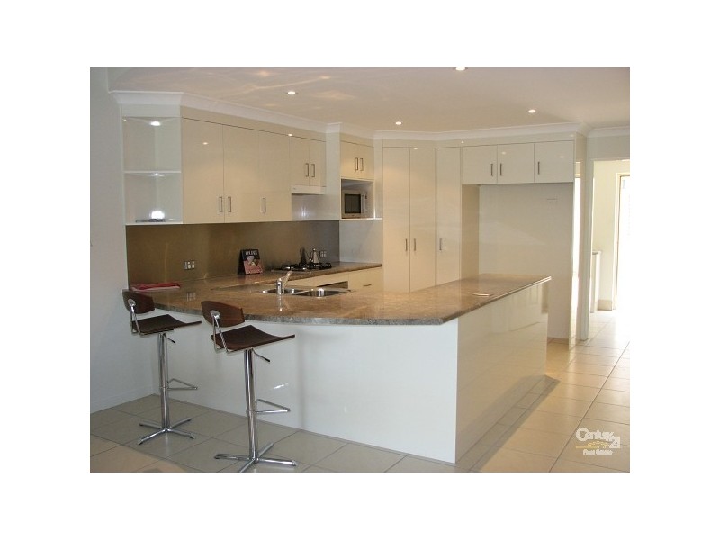 200 Denham Street, Allenstown QLD 4700