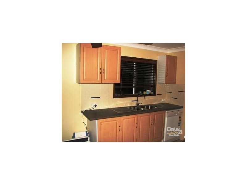 3 Pinnacle Street, Causeway Lake QLD 4703