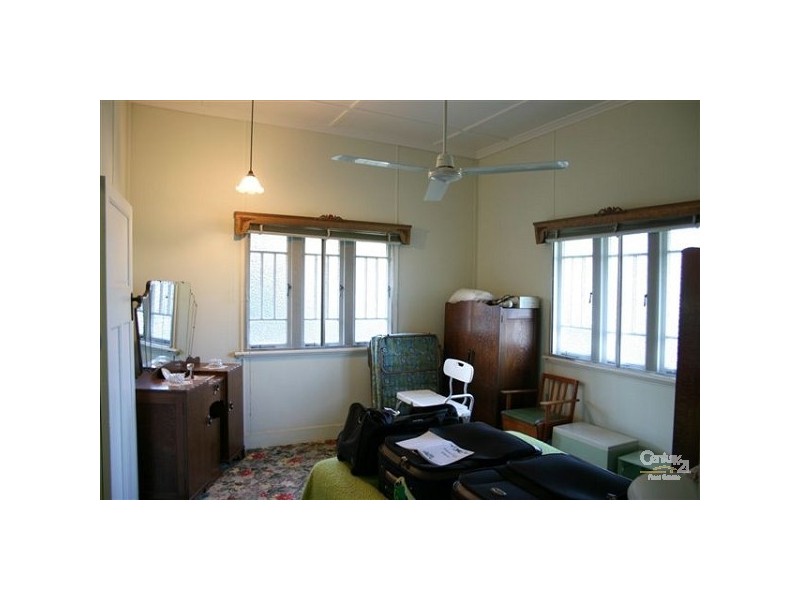 1 Separation Street, Allenstown QLD 4700