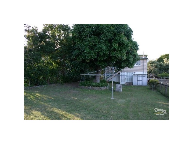 1 Separation Street, Allenstown QLD 4700