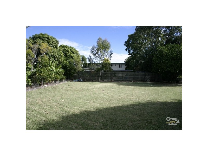 63 Hollingsworth Street, Kawana QLD 4701