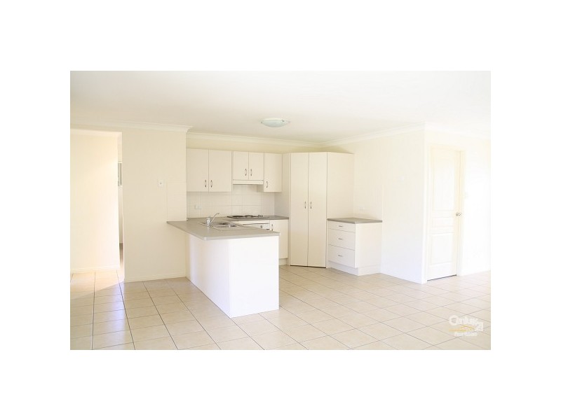 29 Seonaid Place, Gracemere QLD 4702