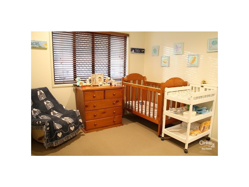 33 Sondra Lena Drive, Glenlee QLD 4711