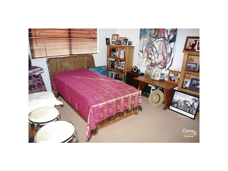 8 Macaulay Way, Pacific Heights QLD 4703