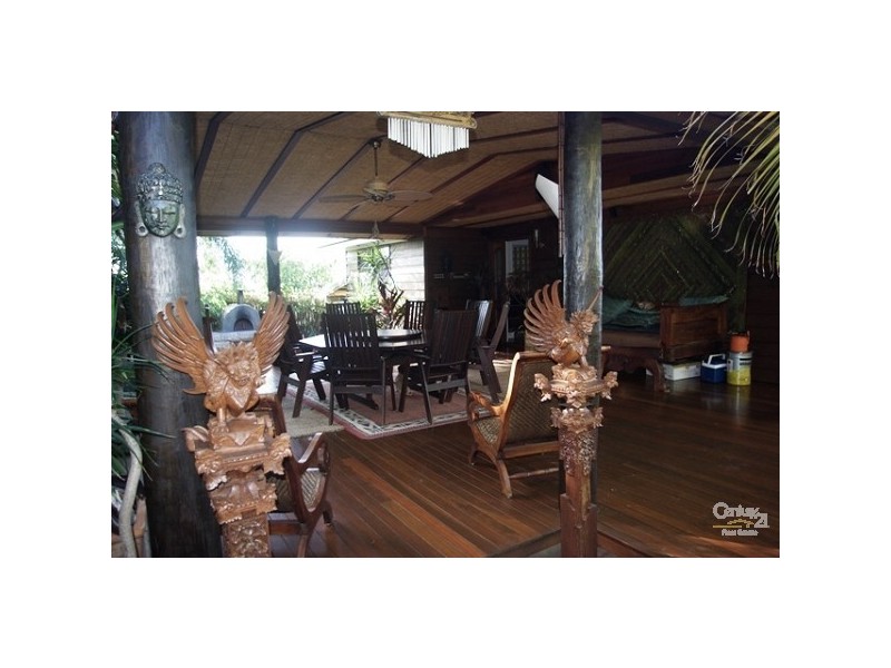 8 Macaulay Way, Pacific Heights QLD 4703