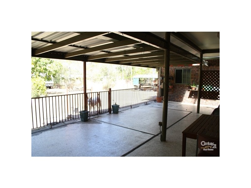 33 Rhys Ave, The Caves QLD 4702