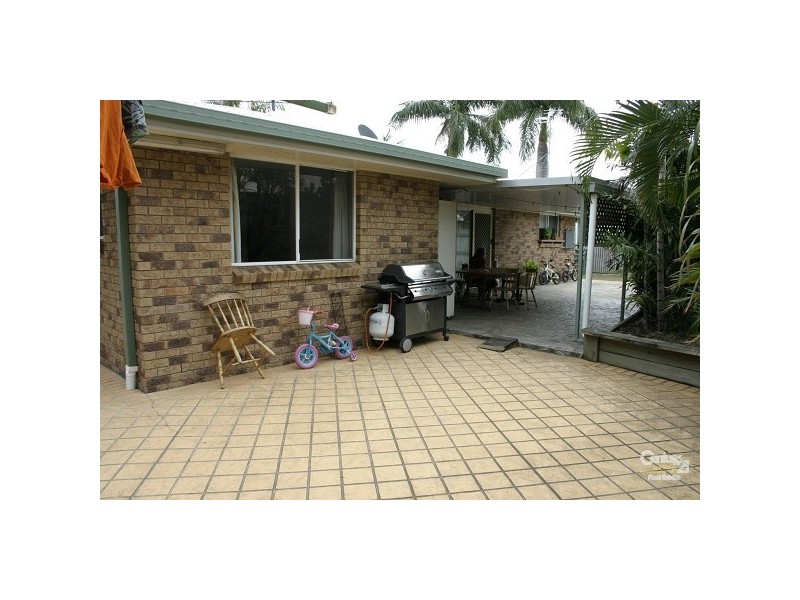 1 Brosnan Crescent, Parkhurst QLD 4702