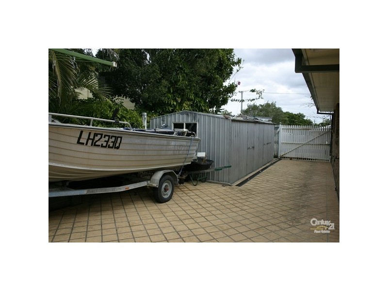1 Brosnan Crescent, Parkhurst QLD 4702
