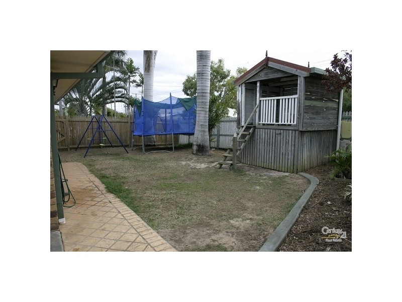 1 Brosnan Crescent, Parkhurst QLD 4702