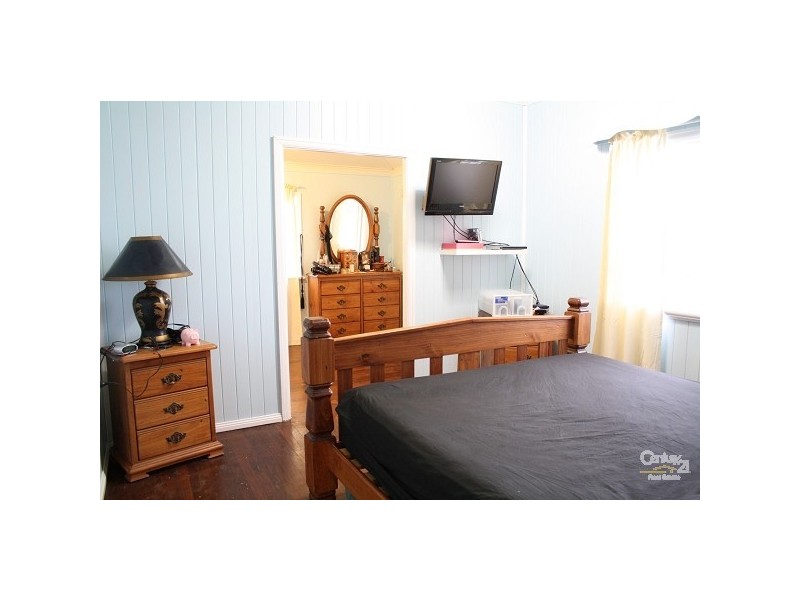 41 Tung Yeen Street, Park Avenue QLD 4701