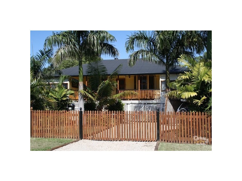 92 Robinson Street, Frenchville QLD 4701