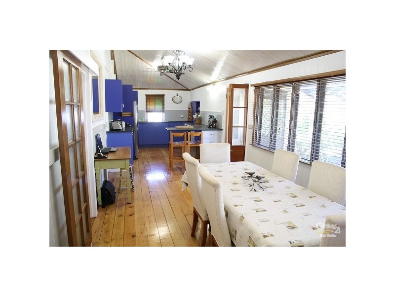 92 Robinson Street, Frenchville QLD 4701