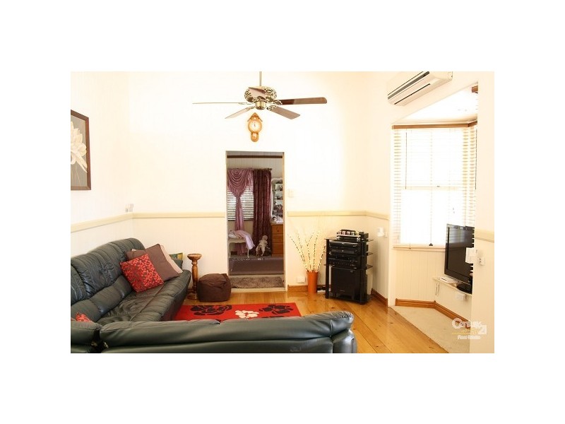 92 Robinson Street, Frenchville QLD 4701