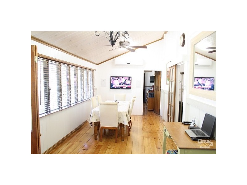 92 Robinson Street, Frenchville QLD 4701