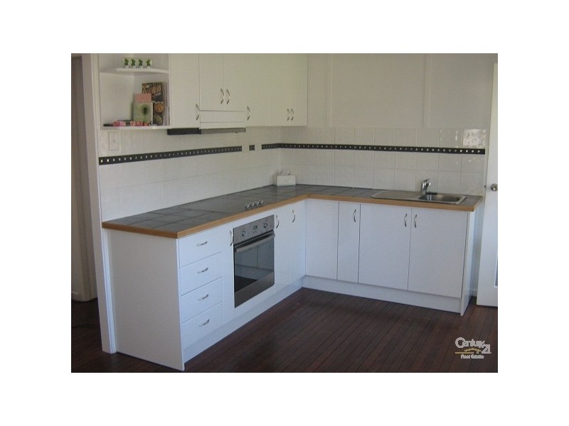 27 Brae Street, The Range QLD 4700