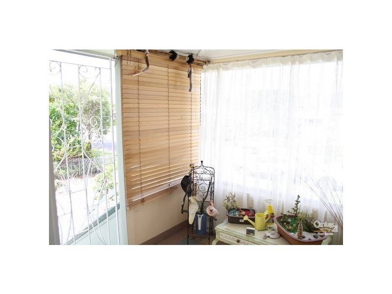 27 Bawden Street, Berserker QLD 4701