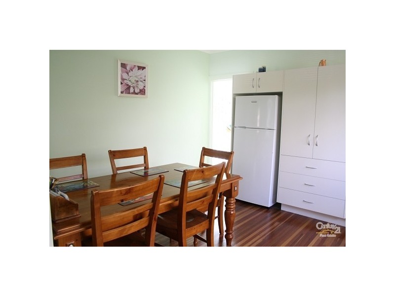 27 Bawden Street, Berserker QLD 4701