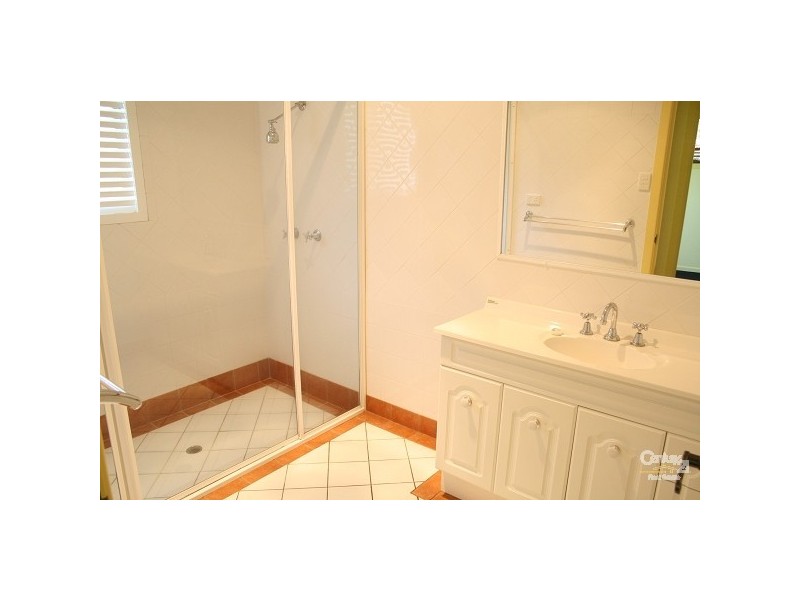 8 Gowdie Avenue, Frenchville QLD 4701