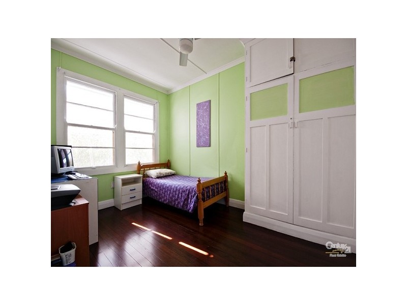 125 Rundle Street, Wandal QLD 4700