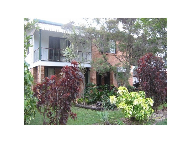 7 Crick Street, Kawana QLD 4701