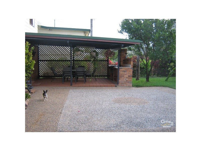 7 Crick Street, Kawana QLD 4701