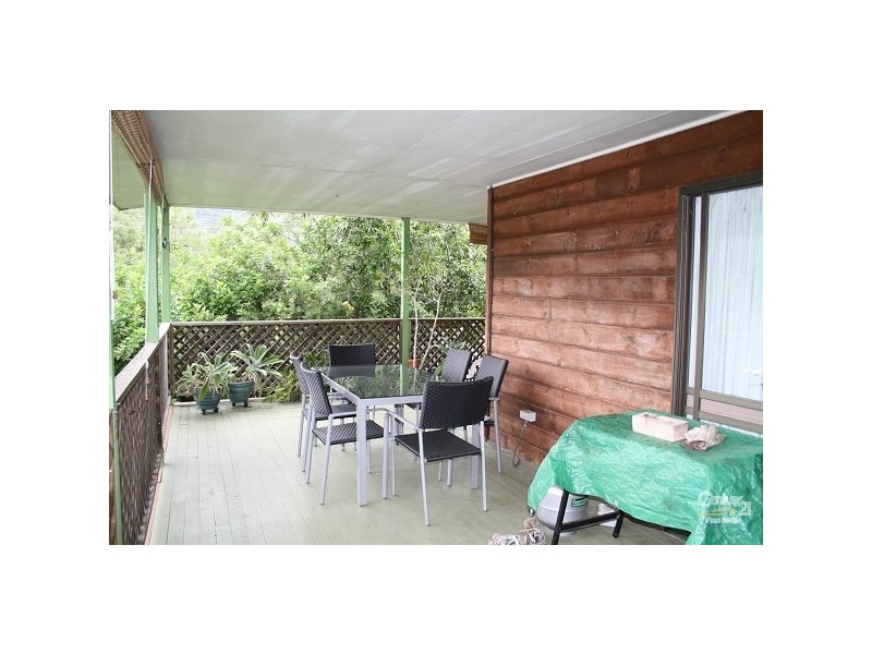 4 Burns Street, Frenchville QLD 4701