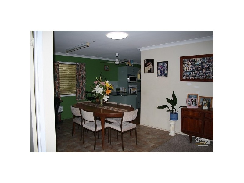 4 Burns Street, Frenchville QLD 4701