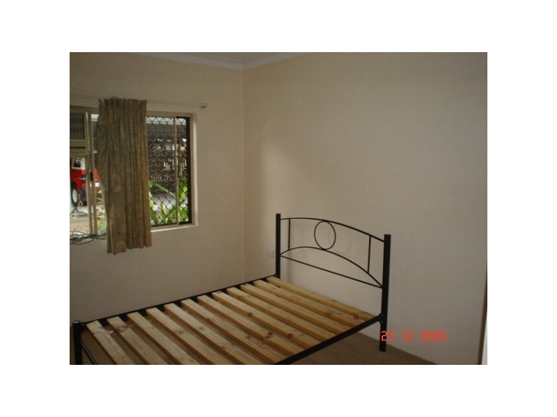 2/217 SPENCE STREET, Cairns QLD 4870