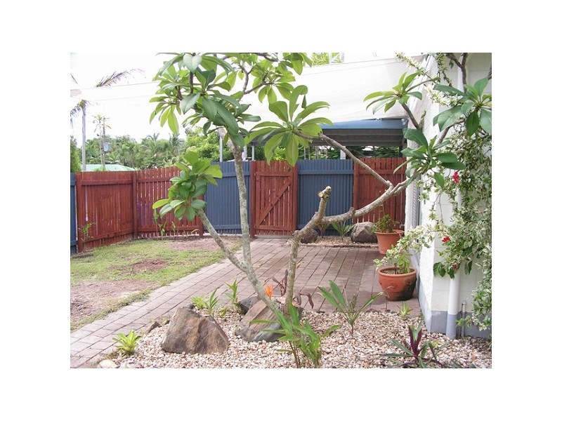 3 Dromana Cl, Kewarra Beach QLD 4879