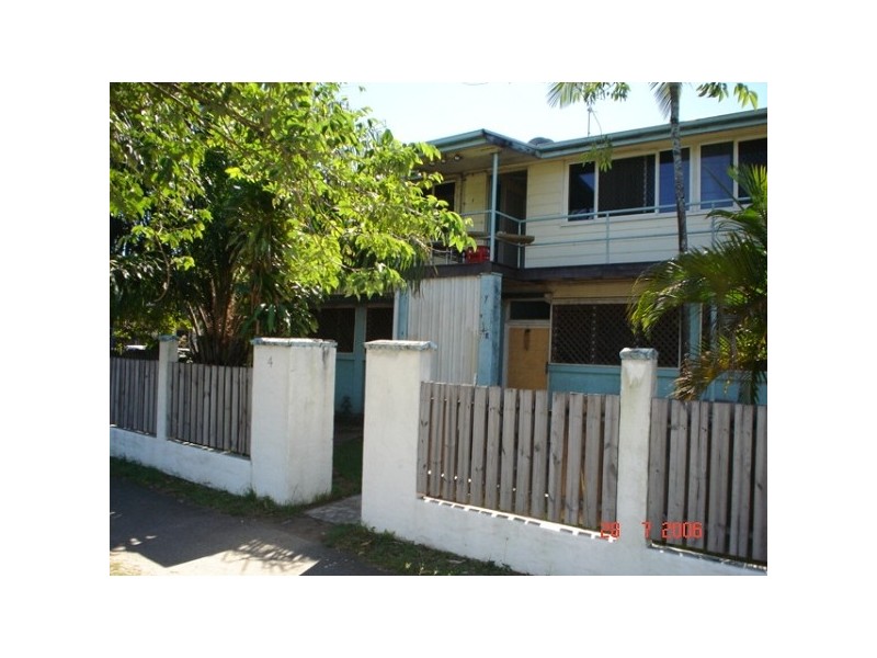 4/222 Sheridan St, Cairns North QLD 4870