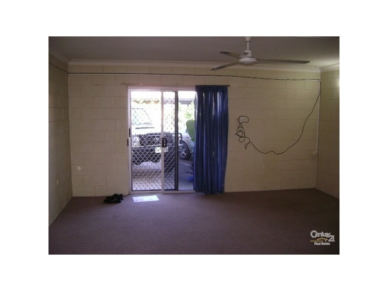 2/120 Greenslopes St, Edge Hill QLD 4870