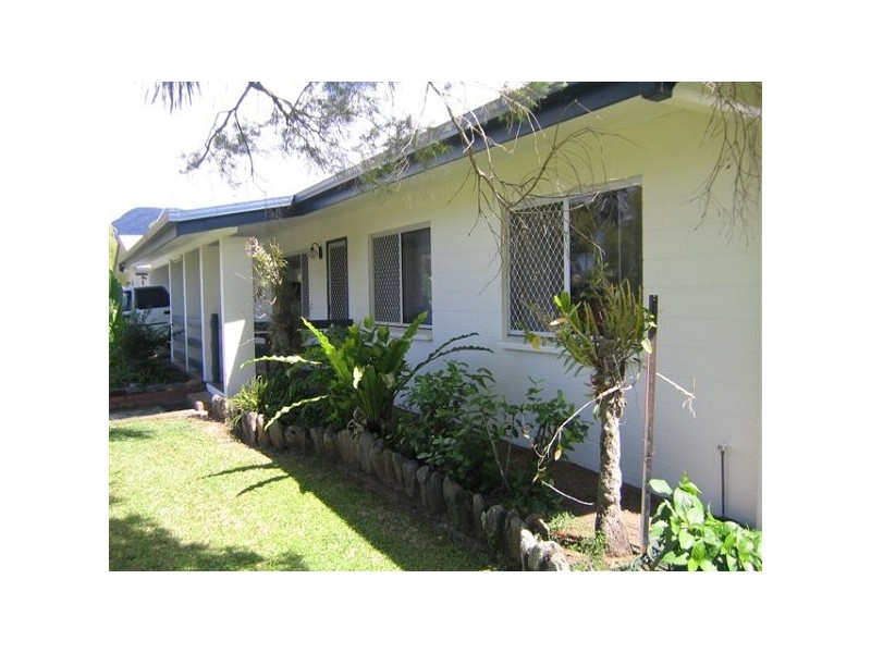 20 Bottlebrush, Cairns QLD 4870