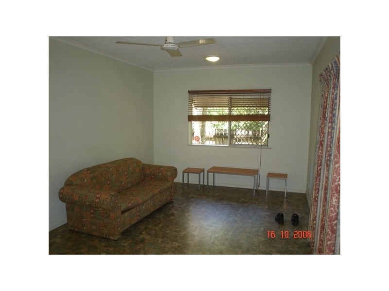 27/4 Hollett Close, Manunda QLD 4870