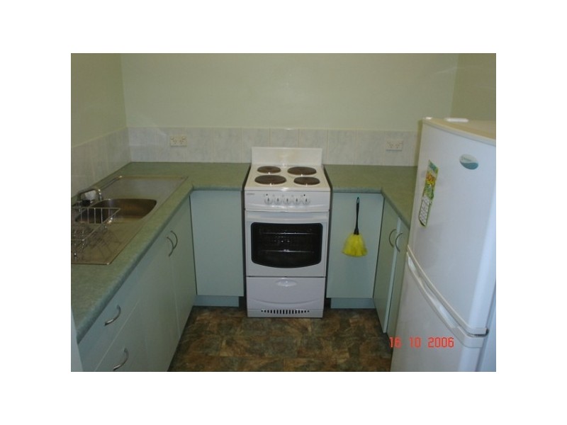 27/4 Hollett Close, Manunda QLD 4870