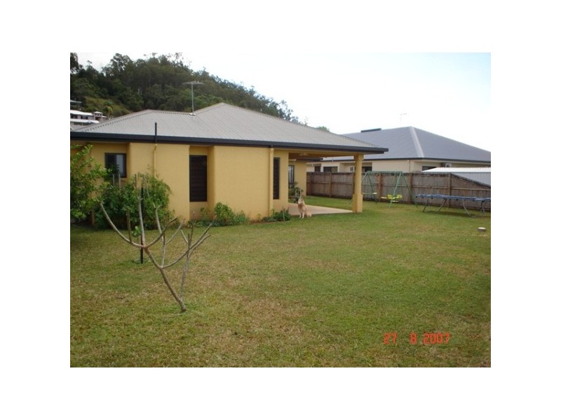 10 Arno Terrace, Bentley Park QLD 4869