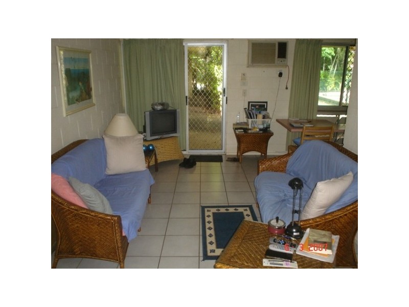 5/379 Mayers St, Edge Hill QLD 4870