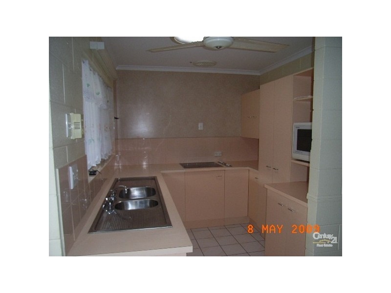 1/81 Upper Richardson St, Whitfield QLD 4870