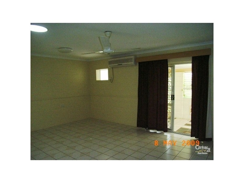 1/81 Upper Richardson St, Whitfield QLD 4870